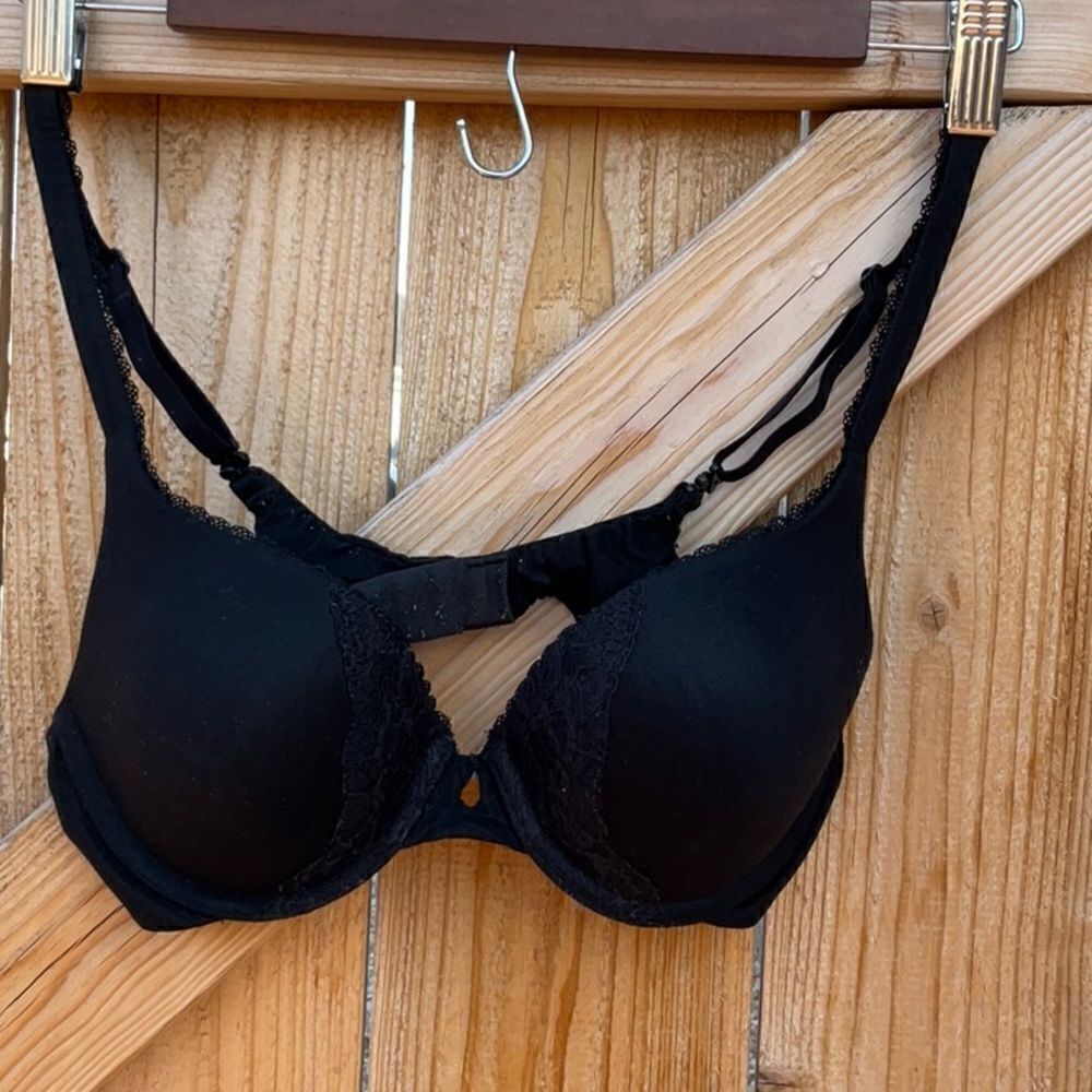 Take 50% OFF- Victoria’s Secret Women’s Bra, Size-34B